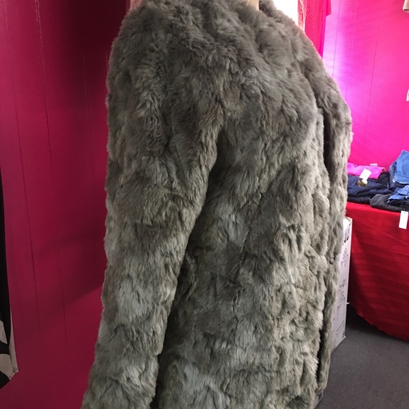 Jacket - Picture 2 of 7